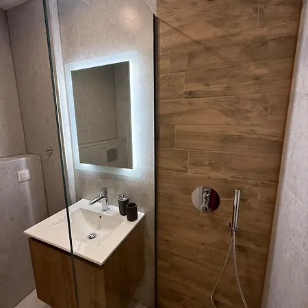C1 Tsimiski Apartament Saloniki