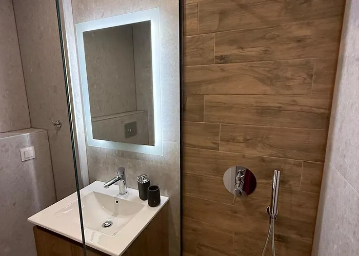 C1 Tsimiski 公寓 塞萨洛尼基